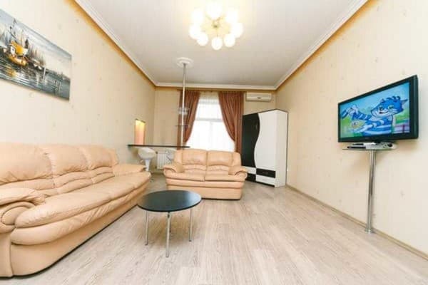 Big Lux Rent ул. Крещатик, 13/16 1