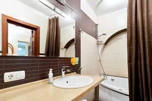 Квартира Home Hotel ул. Спасская, 25/17. Апартаменты 4-местный Двухкомнатная квартира, ул. Спасская, 25/17 12