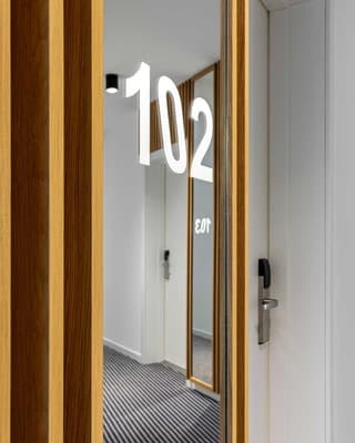 KONTRAKT Boutique Hotel 8