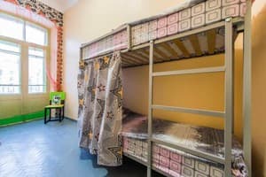 Хостел Vorobey. Место в женском 8-местном номере  1